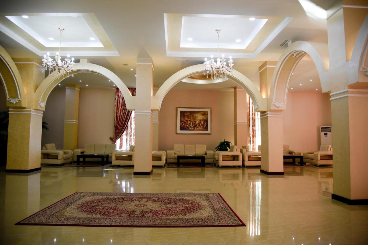 Imperial Hotel Ih Эльбасан Экстерьер фото